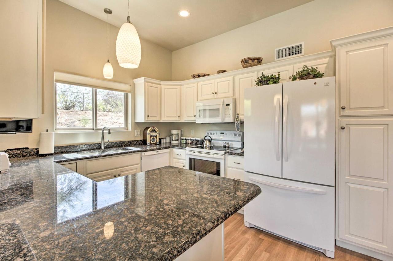 Lovely Tucson Home With Private Pool And Hot Tub! المظهر الخارجي الصورة